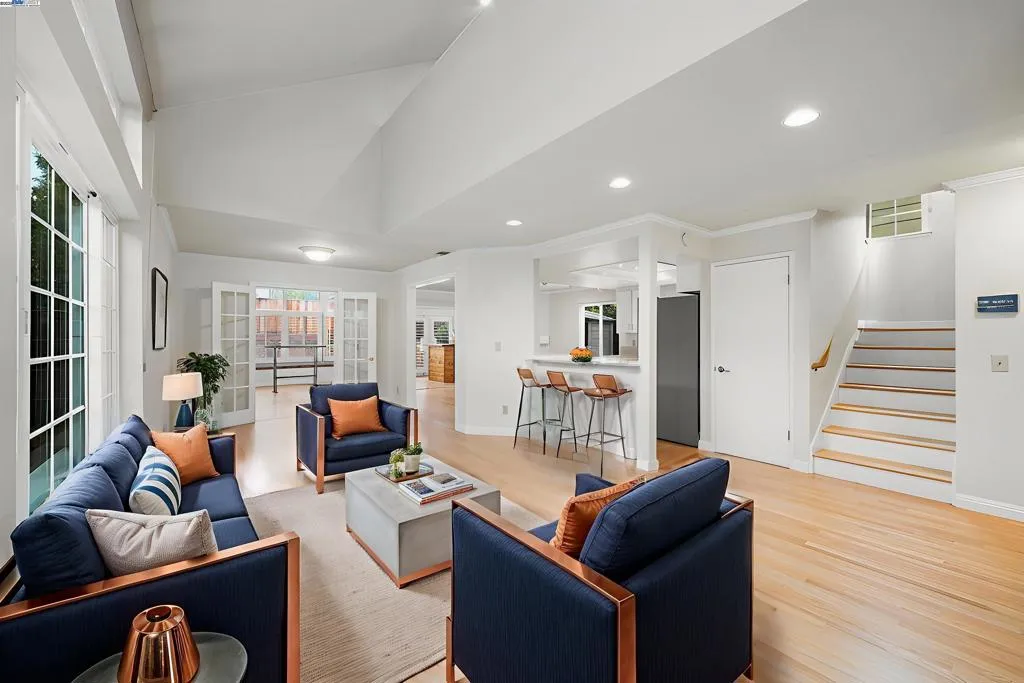 2864 El Capitan Dr, Pleasanton, California 94566 home-pic-2